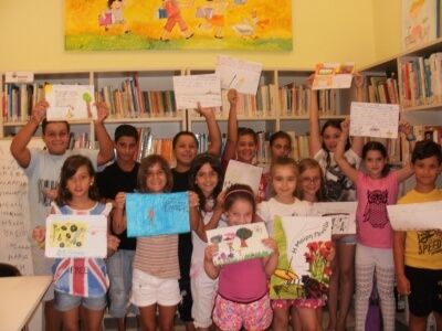 Η Μαίρη πινέζα &quot;καρφώθηκε&quot; στη Δημοτική Βιβλιοθήκη Κερατσινίου-Δραπετώνας