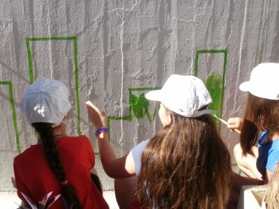 Την Τετάρτη, Πέμπτη και Παρασκευή (4,5,6/7/2012) η Δημοτική Βιβλιοθήκη Κερατσινίου-Δραπετσώνας πραγματοποίησε την εκδήλωση «ΒΓΕΣ ΕΞΩ».